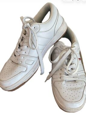 Mens Levi Drive  Low top White Sneakers  with Red logo tag.